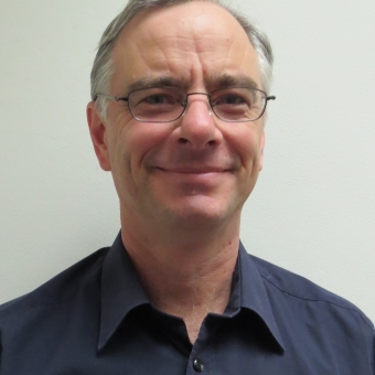 Professor Alistair Poore - School of BEES profile portrait