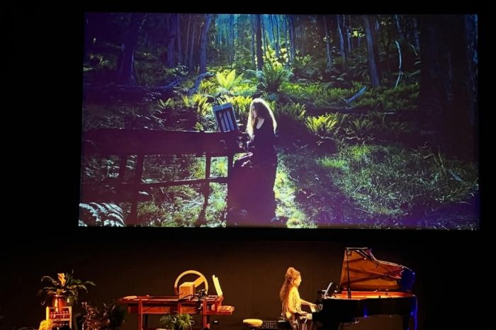 2025-11-Sonya Lifschitz - Duet For One