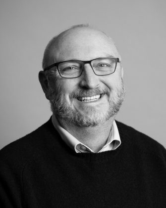 Headshot of Matthew Riley