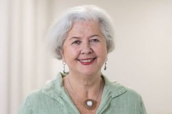 Headshot of Linda Bartolomei