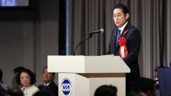 Photo of Japanese Prime Minister Kishida Fumio presenting