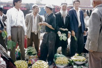 Fig sellers Kashgar