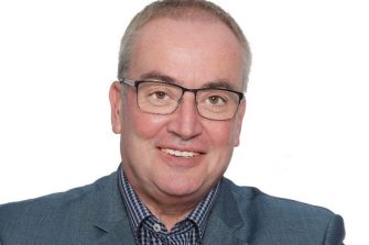 Ian Middleton headshot