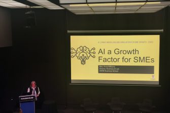 Professor Mary-Anne Williams, UNSW Business School, presenting "AI a critical growth factor for SMEs"