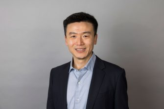Headshot of Yong Wang
