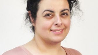 Dr Sara Ballouz headshot