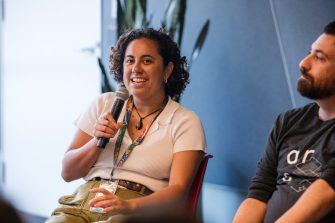 Students and staff taking part in the UNSW Engineering Indigenous Australian Engineering School program.