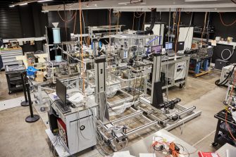 MME researchers in the lab
