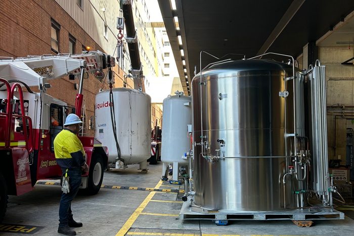 Campus wide bulk gas infrastructure installation for the Biological Sciences building