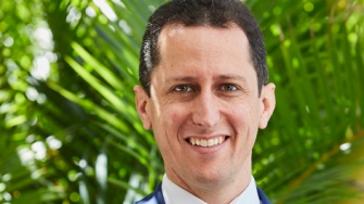 Portrait of Daniel Mendoza-Jones