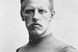 Historical headshot of Fridtjof Nansen
