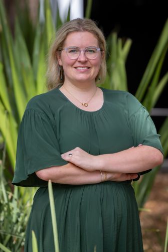 Elisabeth Perham headshot