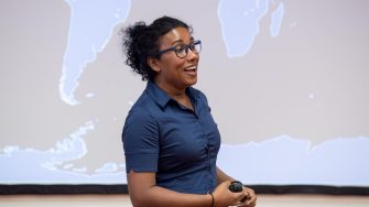 Photo of Associate Professor Izzy Jayasinghe 