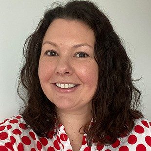 Dr Amy Peden