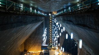 Floor Stability in Underground Mines