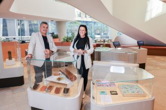 Ted Fields (Yuwaalaraay/Gamilaraay) and Shelly Fields (Gamilaraay), Exhibition Opening. Photo by Katherine Griffiths.