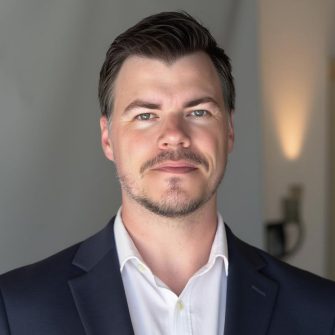 Graham Doig headshot