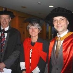 Kris Kilian wins the UNSW U Committee Prize for best Ph.D. in Science in 2008. Seen here with Prof. David Black and Head of School Professor Barbara Messerle.