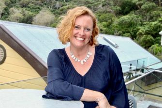 Headshot of Sarah Lightfoot (CEO)