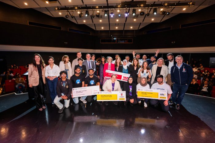 Entrepreneurs, judges and special guests on stage at Pitch Night South West.