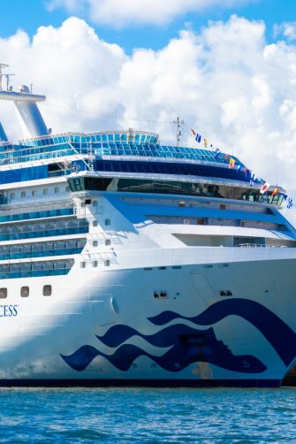 Cruise ship Coral Princess