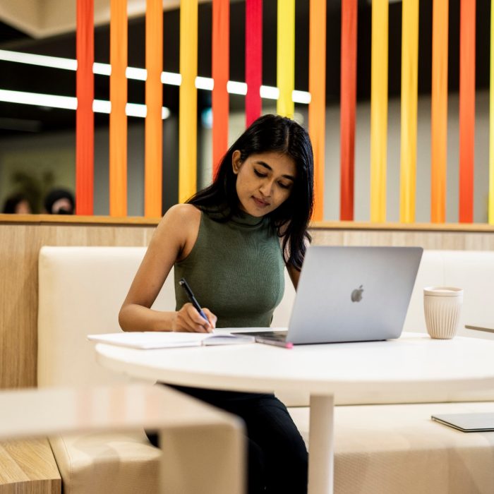 Students at UNSW Sydney Kensington campus
