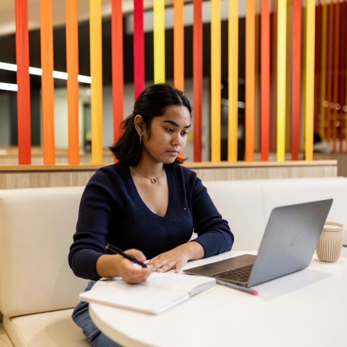 Students at UNSW Sydney Kensington campus