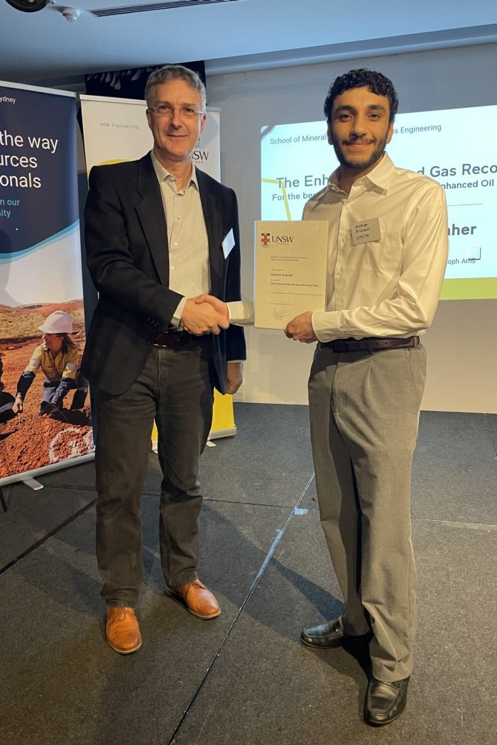 Award presentation photo at UNSW School of Minerals and Energy Resources Engineering