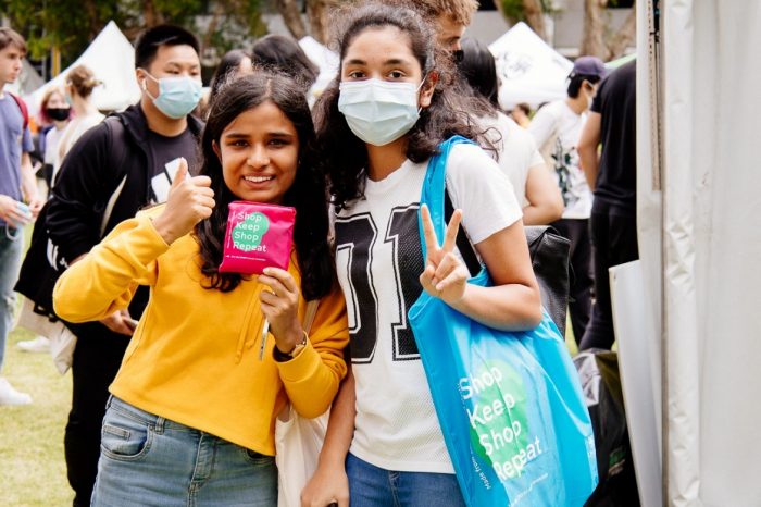 Plastic Free O-Week Students