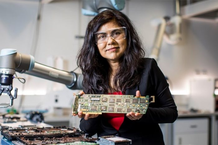 Veena Sahajwalla hero image, auspost image