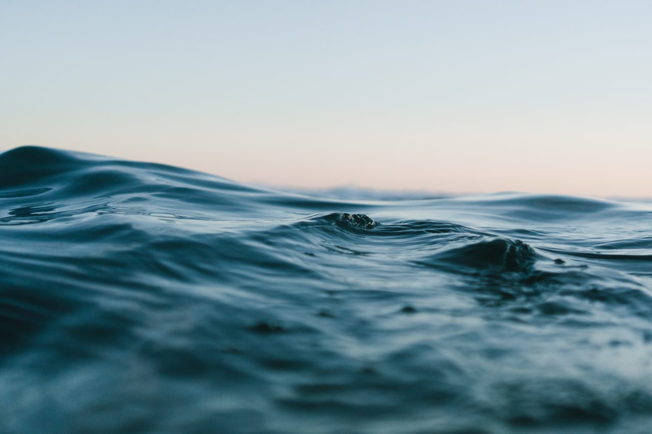 Ocean waves matt-hardy Unsplash