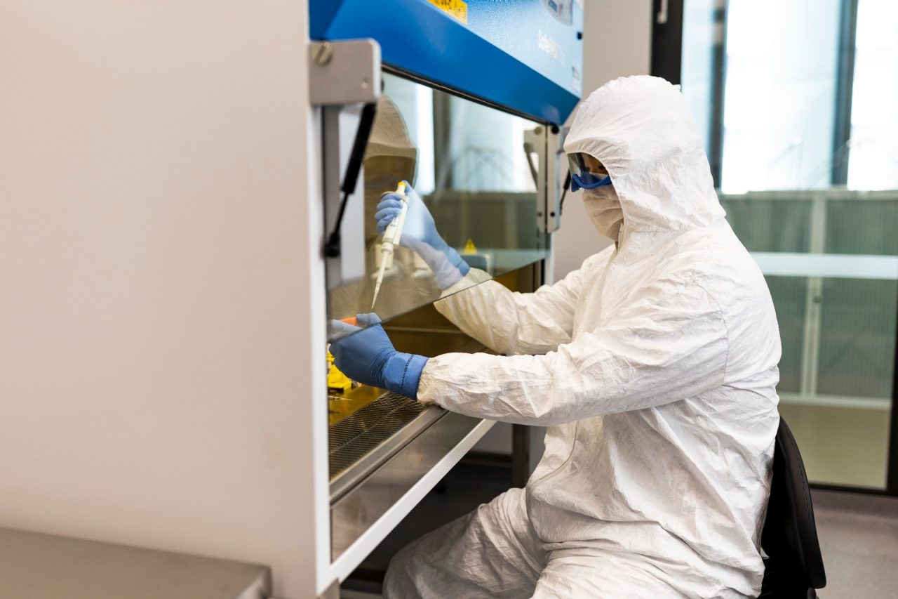 Scientists at work at the RNA Accelerator – the core facility  within the UNSW RNA Institute designed to expedite the discovery, manufacture and translation of RNA-based therapeutics and other products.