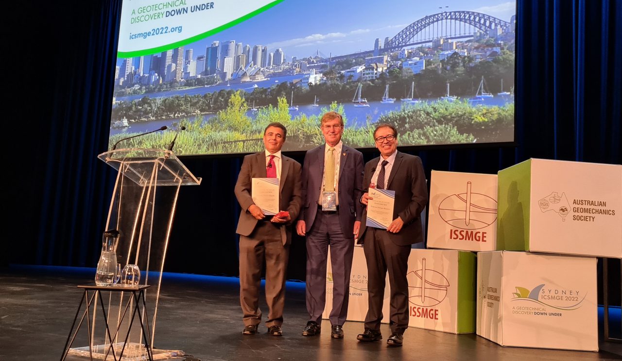 Professors Khalili and Romero received a certificate of presentation from ICSMGE2022, from the Session Chair, Jean-Louis Briaud, Distinguished Professor of Civil Engineering at Texas A&M University.