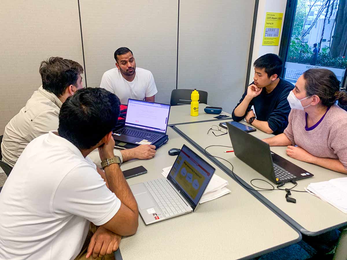 For the past four years Manish has been involved in UNSW Employability’s Innovator Pro program, mentoring students and running practical workshops.