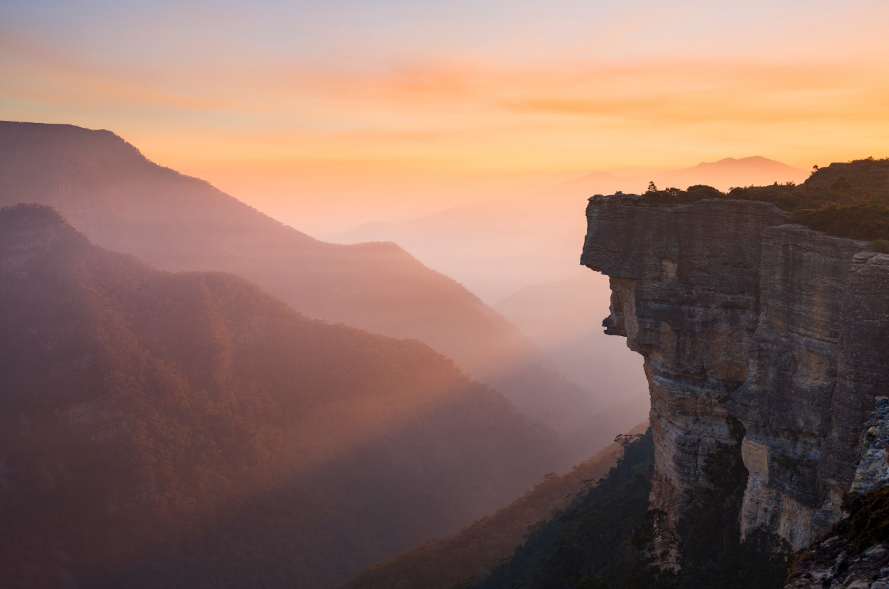 Sun rising over Kanangra-Boyd National Park