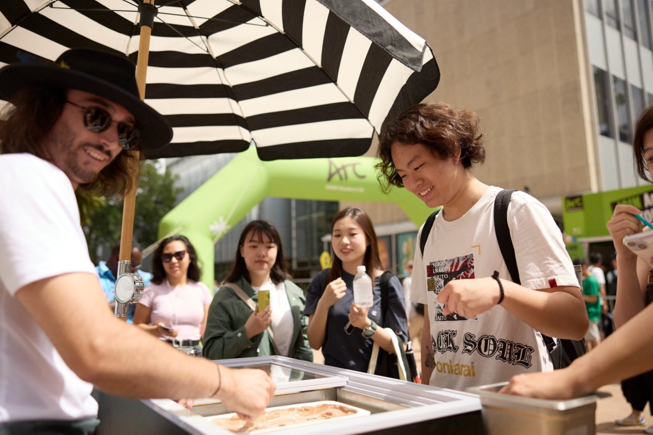 Students at UNSW Kensington Orientation week 2023